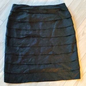 Larry Levine ruffle skirt size 10
